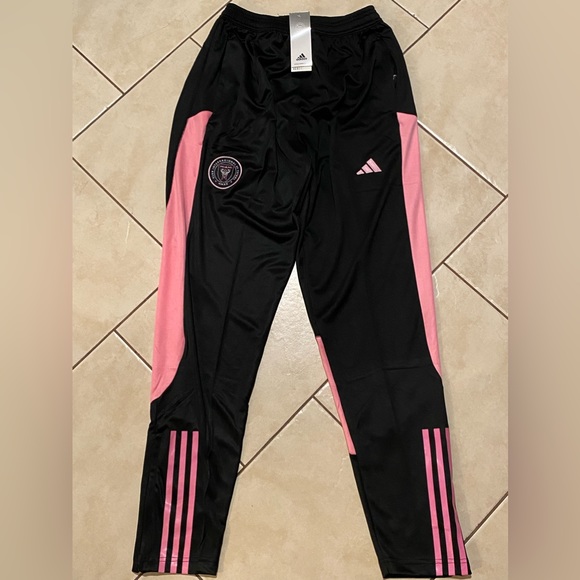 Inter Miami Leo Messi # 10 Training Pant , Unisex - Picture 2 of 6